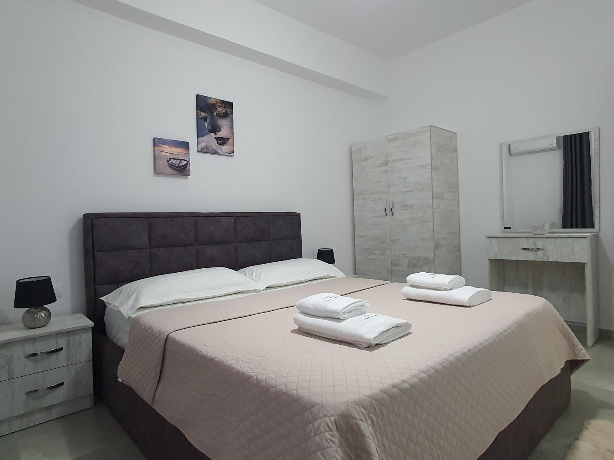 Flore Apartamento Sarandë